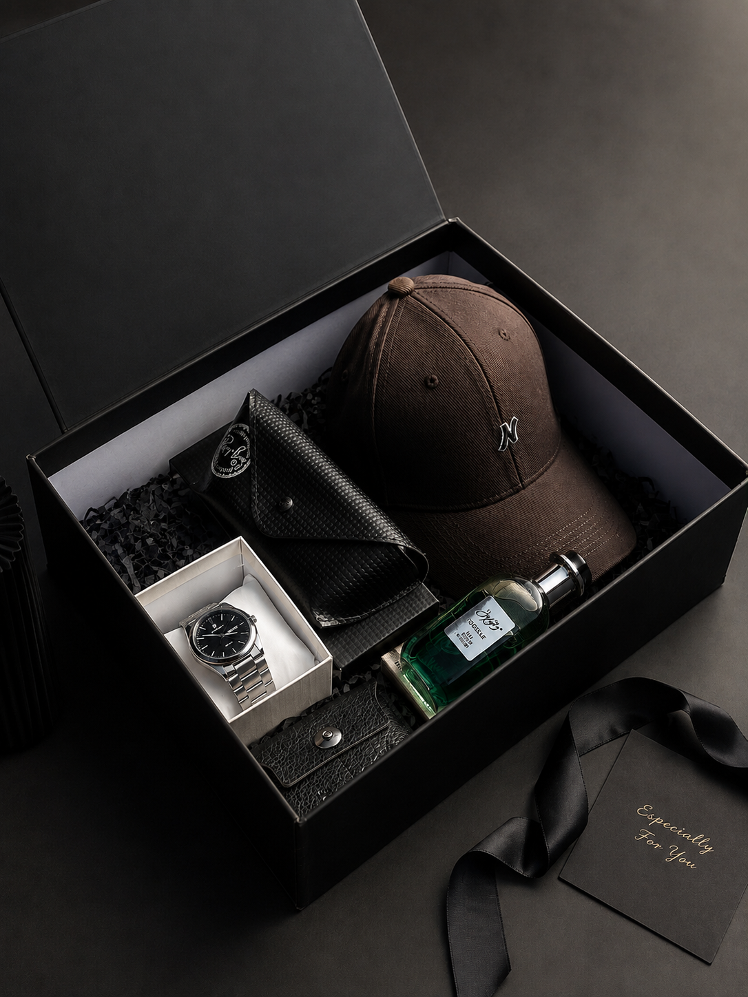 Men’s Luxury Gift Box Set – Premium Watch, Wallet, Perfume & Cap